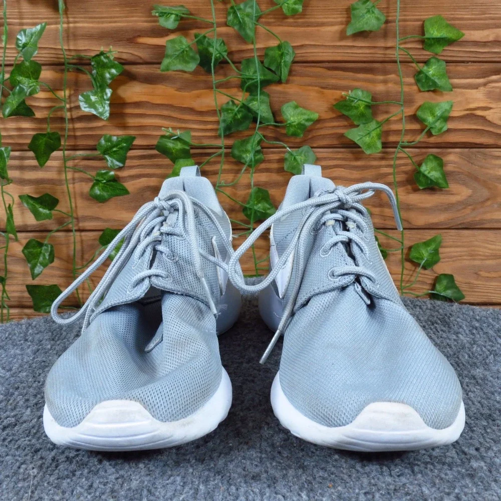 Nike Roshe One Kids Running Shoes Size 4Y Athletic‎ Casual Gray Mesh Sneakers